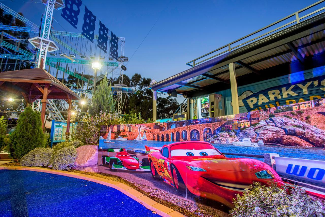 Big4 Traralgon Park Lane Holiday Park Exteriör bild