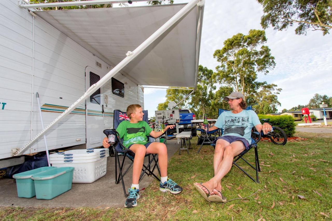 Big4 Traralgon Park Lane Holiday Park Exteriör bild