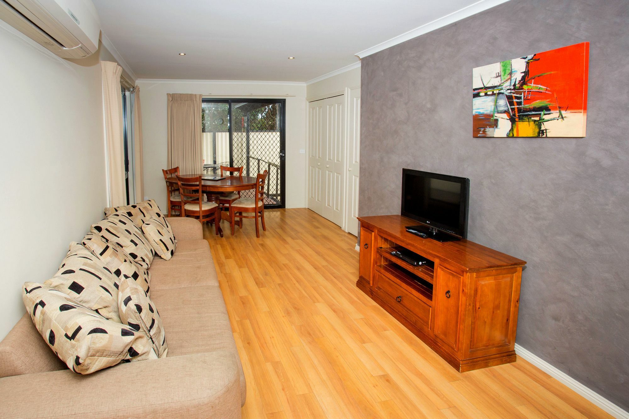 Big4 Traralgon Park Lane Holiday Park Exteriör bild